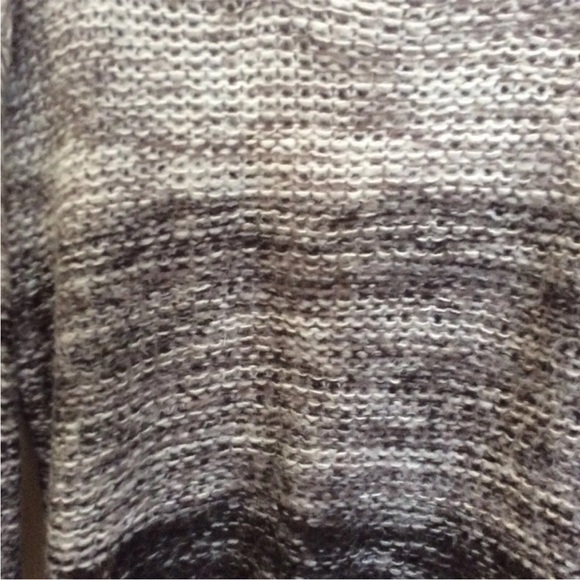 Forever 21 Women's Black Gray Ombre Loose Knit LS Sweater Size L - Picture 2 of 5